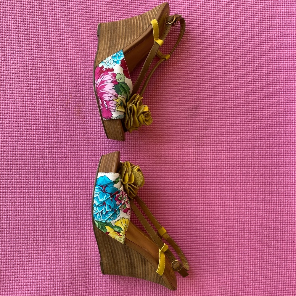 Seychelles size 8 Wedge